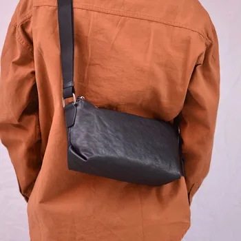 AETOO Мужская мягкая кожаная сумка из воловьей кожи с головным слоем для поездок на работу, простая сумка через плечо для отдыха в стиле ретро 