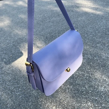 Высококачественная текстурированная маленькая сумка, летняя новая популярная модная сумка-мессенджер, универсальная маленькая квадратная сумка на одно плечо подмышкой