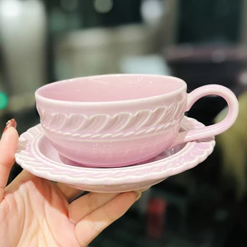 Французская Ароматная Фиолетовая Роскошная Кофейная чашка с тиснением, Элегантная Керамическая Чашка с цветочным кремом для латте, тарелка для Послеобеденного чая